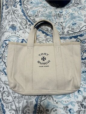 Tory Burch Small Canvas Tote in Natural